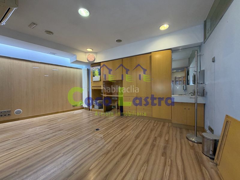 Foto 36b0b7e8-a462-4b12-9bab-ad9f53c29955. Bureau avec chauffage dans Centro Salamanca