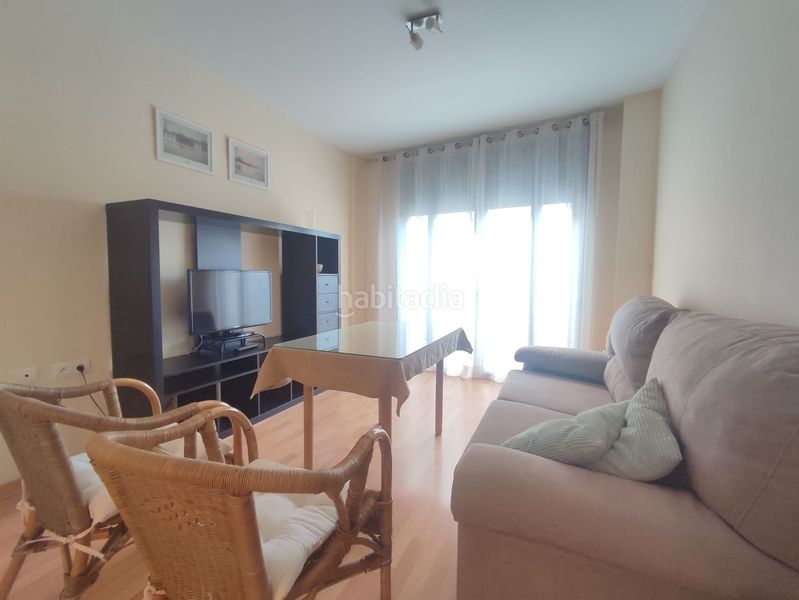 Foto 048c1dfb-eb46-4f80-abfd-b208550e2c60. Rent flat in Centro Huelva