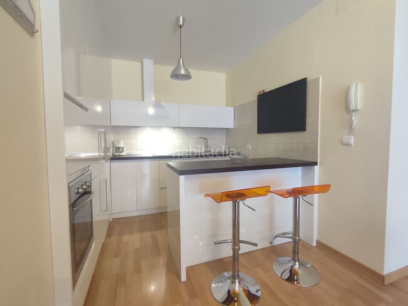 Foto 6c11aa45-830d-4839-b8d9-627709394a75. Rent flat in Centro Huelva