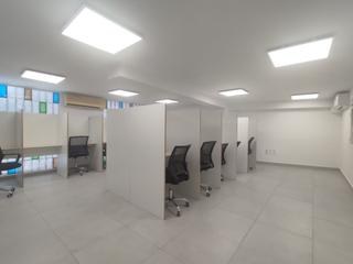 Rent Office space  Miss whitney. Oficina en entreplanta