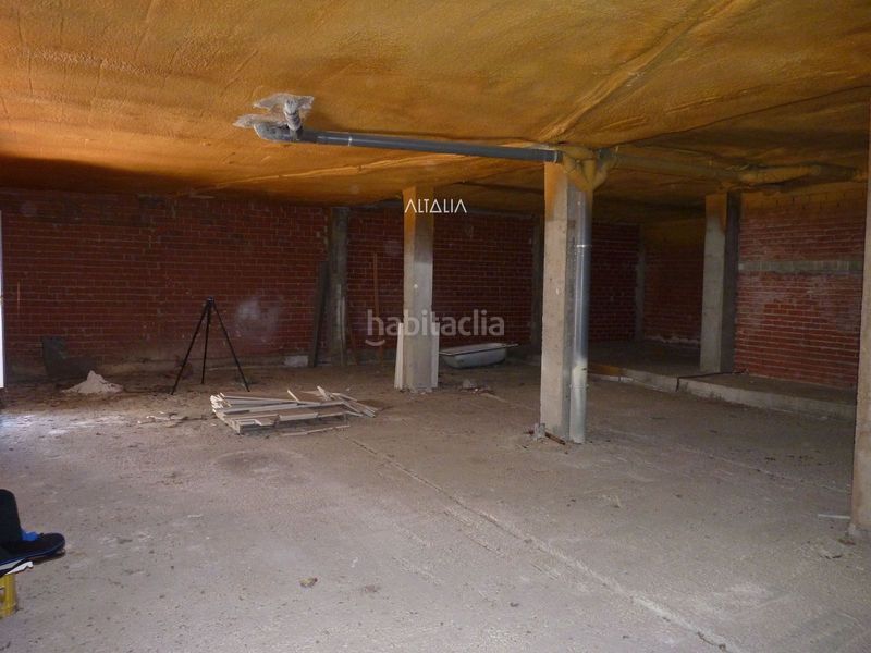 Foto 058361a1-099b-4753-9fe6-9092b226a923. Rent business premise in Centro Cuenca