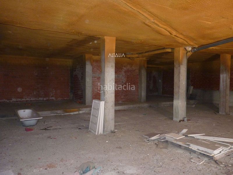 Foto 53988f96-6262-4550-96af-f11f6ade2cfc. Rent business premise in Centro Cuenca