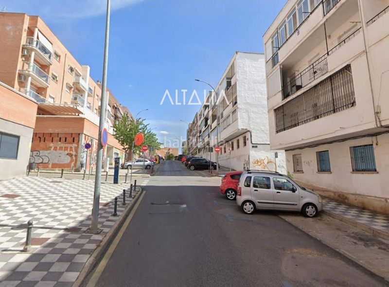 Foto 73761d40-b686-4fe7-8e6a-266fd1189cde. Rent business premise in Centro Cuenca