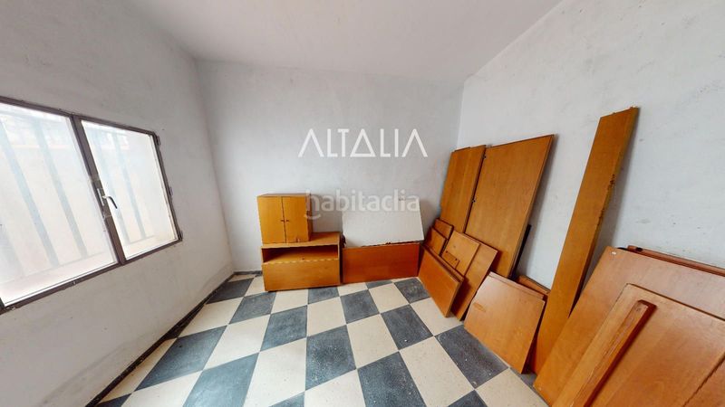 Foto ffa958ff-cabb-4ada-a128-2bd9c5f97e7d. Edifici a Motilla del Palancar