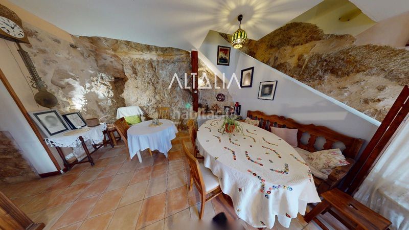 Foto bf8d72ab-02bc-4153-99ef-ab404080ac42. Edifici a San Antón Cuenca