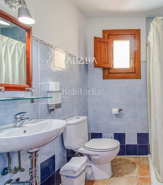 Foto e070cde1-de6e-4e13-bb07-8395e37a445e. Edifici a San Antón Cuenca