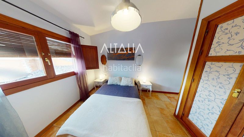 Foto ee428775-954d-4256-bfe0-86ac1f52596f. Edifici a San Antón Cuenca