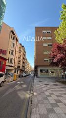 Local Comercial a Centro. Altalia inmobiliaria ofrece local en venta