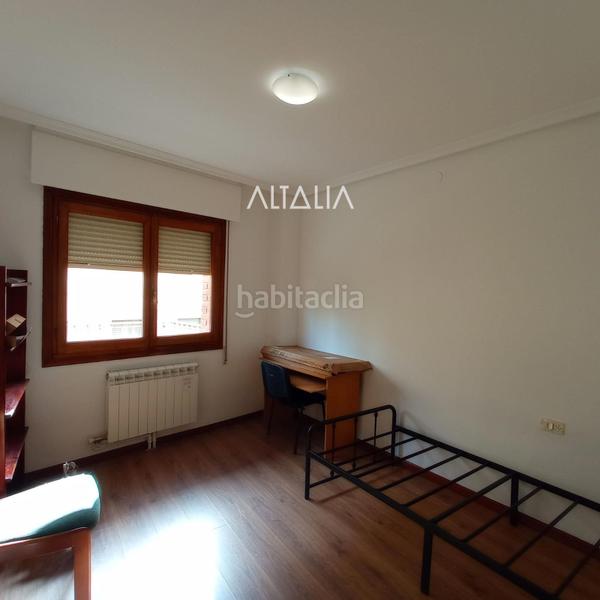 Foto b84de9f4-f53b-48db-9786-717faeefa63c. Alquiler piso  en alquiler en hermanos valdes en Cuenca