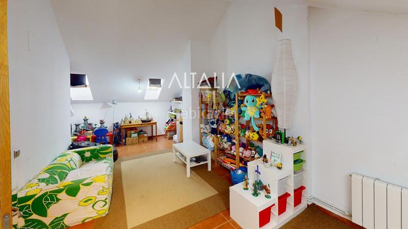 Foto 29f49aa8-f5fb-465f-b4be-4c27fa4e6ba1. Chalet con riscaldamento parcheggio piscina in Chillarón de Cuenca