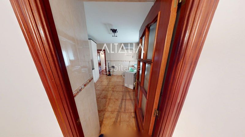 Foto 38f8d5f9-9a1c-4258-bef4-484b1576c974. Casa adossada a Campos del Paraíso