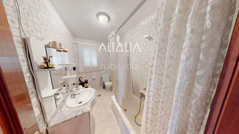 Foto f2cb25ba-f00a-4ae5-93cd-fdaa567d5a6f. Casa adossada a Campos del Paraíso