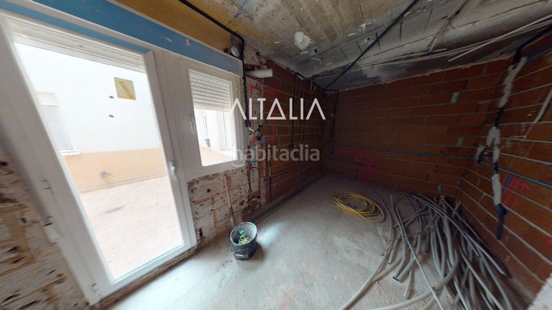 Foto bfeac19d-9823-4fa1-a7c1-b8dc0cf7ae1b. Pis amb calefacció aparcament a Arcas del Villar