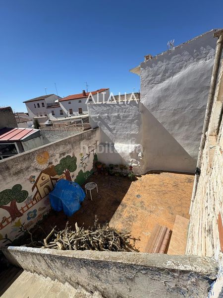 Foto 0e7a7397-e346-44e1-b39e-61f7d760f476. Casa amb aparcament a Belmonte