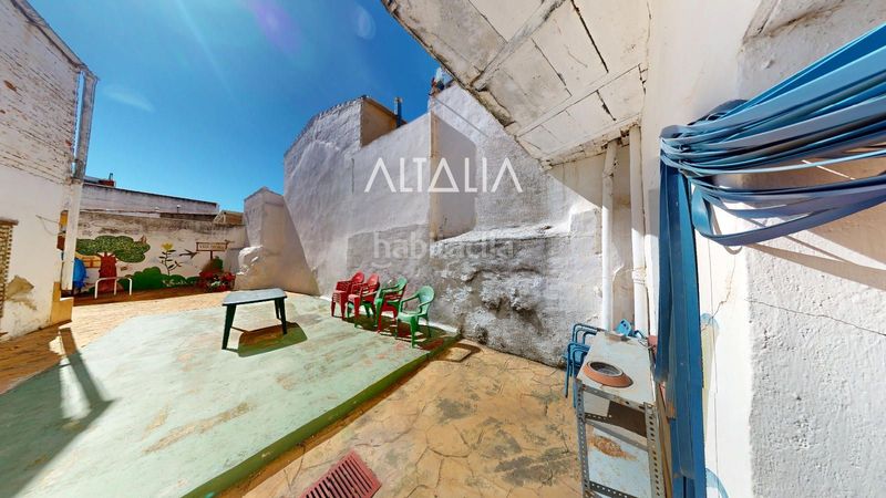 Foto 9a2fabae-bf4d-4204-bf2a-83965b45d22d. Casa amb aparcament a Belmonte