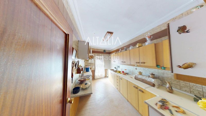 Foto b77b3eec-d2bb-41bc-a3bc-93ba2aa8fa13. Casa amb aparcament a Belmonte