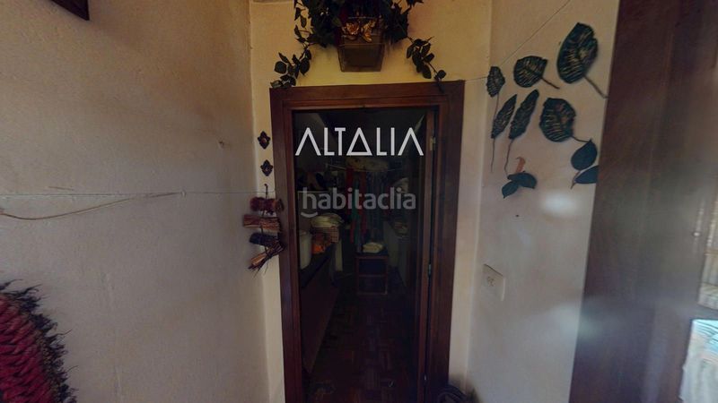 Foto bccbe39c-3655-4a6e-876b-af21b44d23e2. Casa amb aparcament a Belmonte