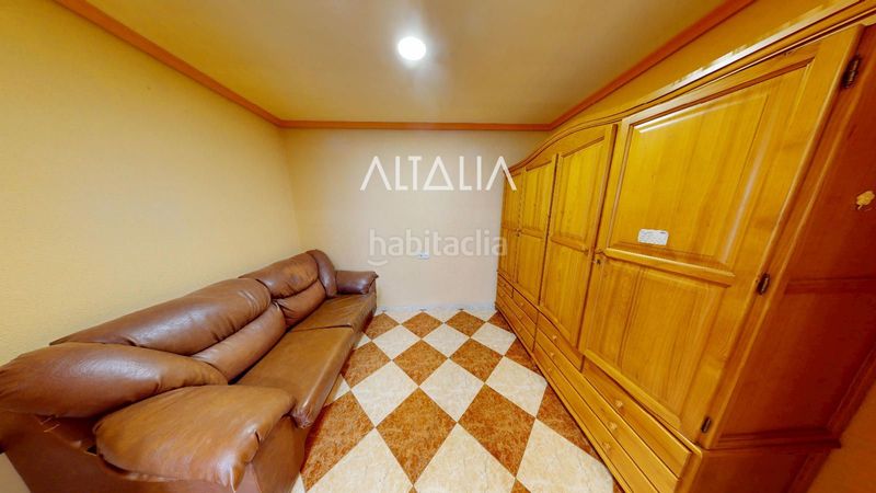 Foto 8ad8c06d-7b30-4124-8a72-399e6990e9ac. Alquiler piso  en venta en av. república argentina en Cuenca