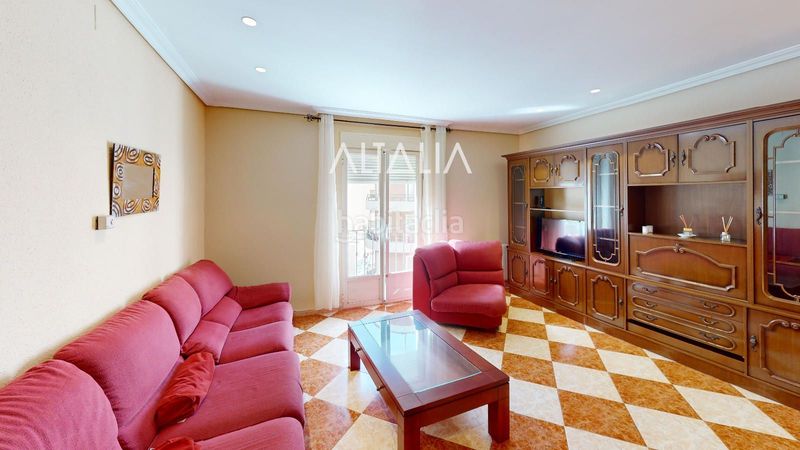 Foto 69e028d8-7c62-4062-a675-1660e6cc20b4. Rent flat with heating in Centro Cuenca