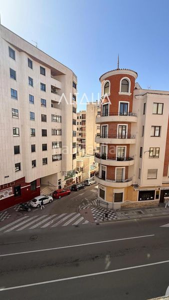 Foto 944d4c58-65e0-43c3-87a2-ca3a6cdb6912. Rent flat with heating in Centro Cuenca