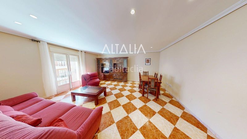Foto b9ed7326-4e37-42d6-b802-91162fd18684. Rent flat with heating in Centro Cuenca