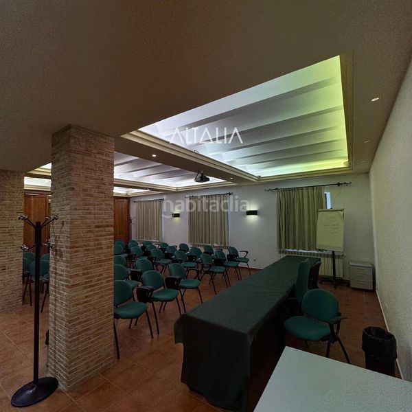 Foto 1da87d4f-316d-4d20-a215-b1f4a1d44072. Edifici a Población de Arroyo