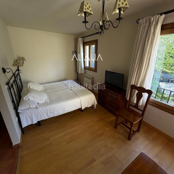 Foto 9858d3f8-b368-4c50-8c60-63258e8263a8. Edifici a Población de Arroyo