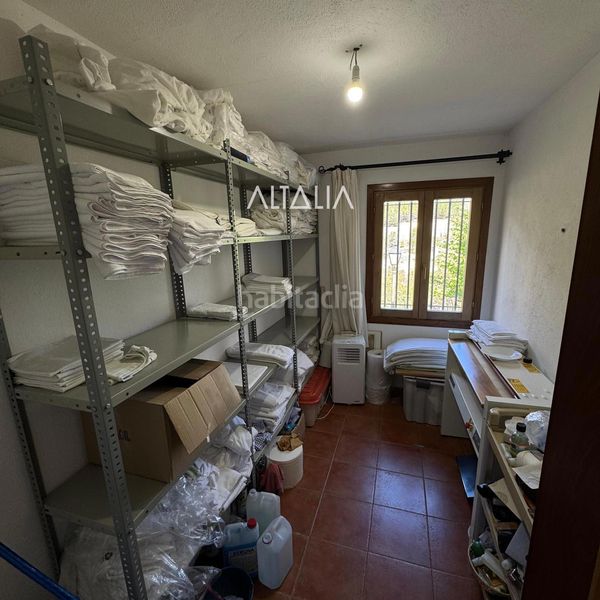 Foto de357587-fb22-4a5c-8822-e2a13ead0e35. Edifici a Población de Arroyo