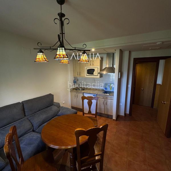 Foto e7f5932a-7b50-4586-959e-fc43f1b43e59. Edifici a Población de Arroyo