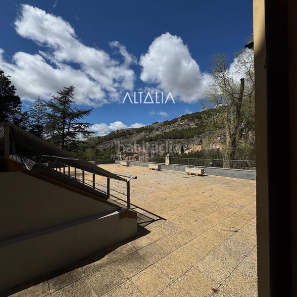 Foto f730f39d-a819-4cd5-baf1-2e41ff6015f8. Edifici a Población de Arroyo