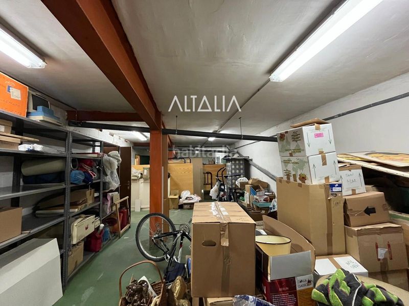 Foto 3593d3d4-c72d-4243-b04c-c15939f4e6f3. Local comercial a Centro Cuenca