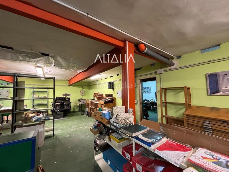 Foto 5ec2015c-e43c-499f-b421-581daea5acd8. Local comercial a Centro Cuenca