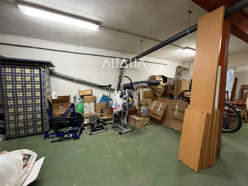Foto 7764b3e7-7795-4798-b42a-9eda4d526a5f. Local comercial a Centro Cuenca