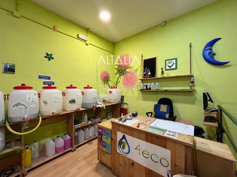Foto 8fc26b6d-edb4-4f3c-a145-f797ad3c12f2. Local comercial a Centro Cuenca