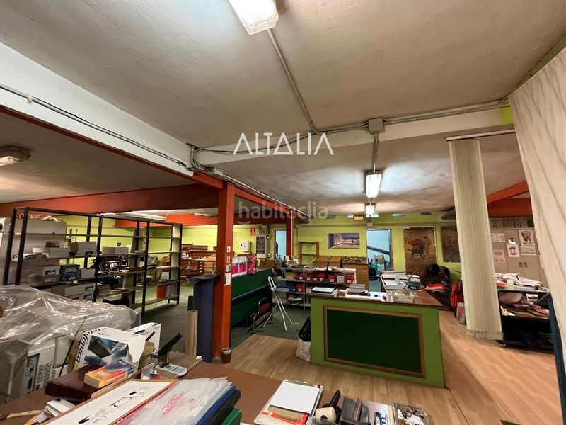 Foto bb531ae7-1a7a-4e2d-b359-d528c640eafb. Local comercial a Centro Cuenca