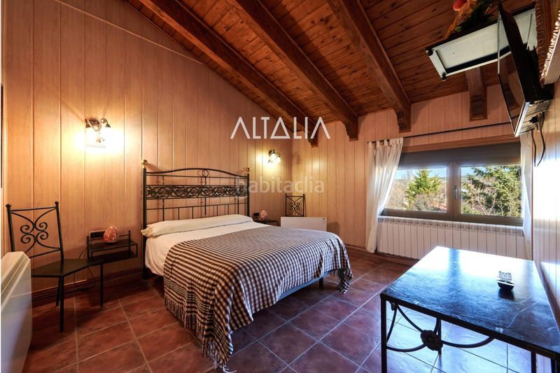Foto 6ae72e17-07dd-46ff-9935-62b4b23aede6. Edificio finca en venta la utrera en las majadas en Majadas (Las)