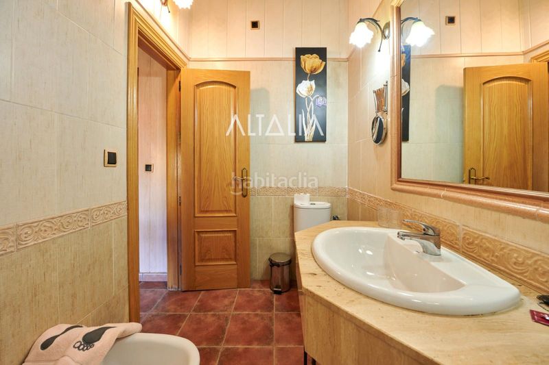 Foto a3d4c6b0-d299-4393-be6f-9d59c5c150aa. Edificio finca en venta la utrera en las majadas en Majadas (Las)