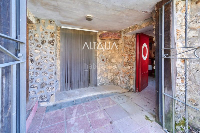 Foto c09c7ad1-6b15-41a2-8c4c-78eb17972b6b. Edificio finca en venta la utrera en las majadas en Majadas (Las)