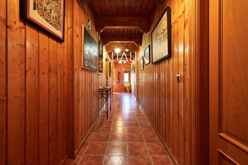 Foto ca6ac83b-01d3-4f14-bf1b-6dea6f92682a. Edificio finca en venta la utrera en las majadas en Majadas (Las)