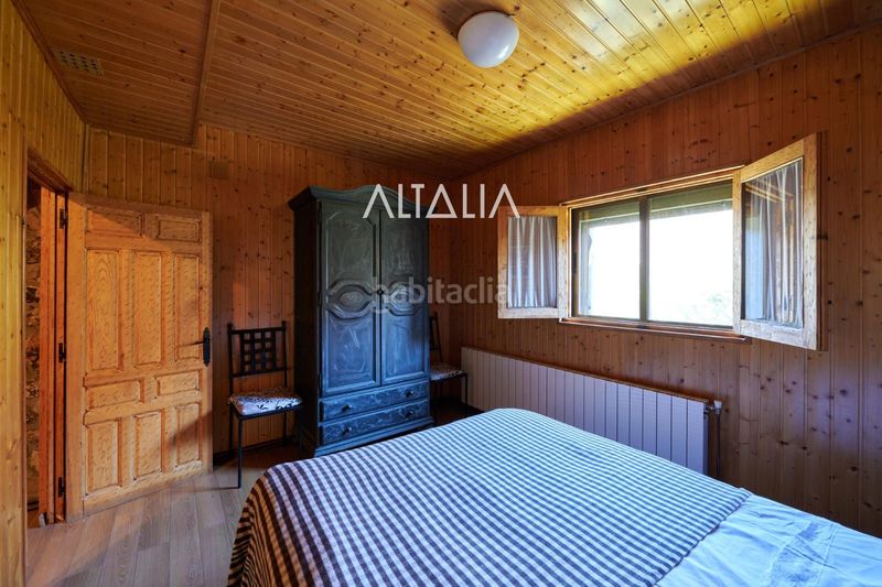 Foto ea05048a-8bd8-4a7e-aeea-6a311951fc45. Edificio finca en venta la utrera en las majadas en Majadas (Las)