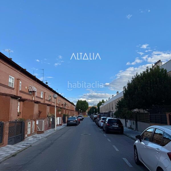 Foto d857bca3-6bb8-46aa-a5c5-95cad3111b80. Casa adossada amb calefacció aparcament a San Fernando - Carretera de Valencia Cuenca