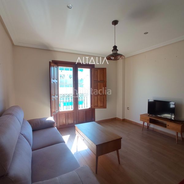 Foto 4ef8ec1f-ff7c-4b10-b418-225ac3e81785. Flat with heating in Centro Cuenca