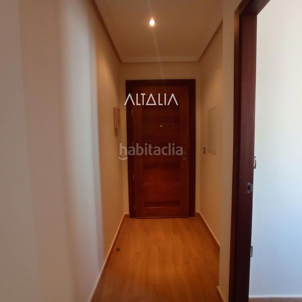 Foto 7a5d215e-3f26-409e-bc68-0cc762c086ee. Flat with heating in Centro Cuenca