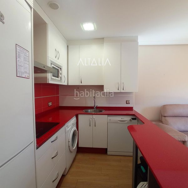 Foto d92a1c00-1c2e-49c0-b216-4f5b54967ccb. Flat with heating in Centro Cuenca
