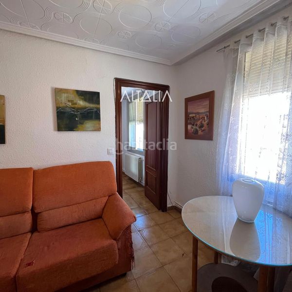 Foto 2b189866-47d2-452a-aafd-dd9d27772120. Flat with heating in Centro Cuenca