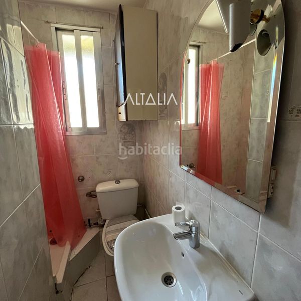 Foto a33ec6a5-7f51-4c91-b0da-76696595a4b6. Flat with heating in Centro Cuenca