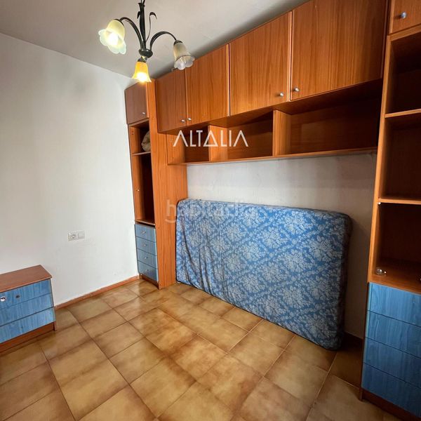 Foto d24381c5-4c39-4f8e-9e3c-15d8a975e823. Flat with heating in Centro Cuenca