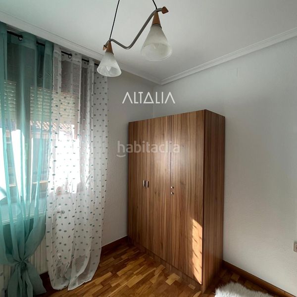Foto b7419e64-4adf-440e-908b-67eb6bcb884f. Flat with heating in Centro Cuenca