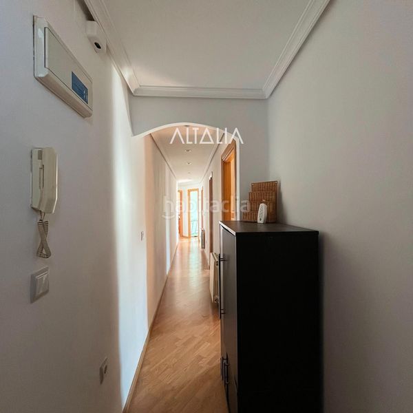 Foto 5b4581e2-d645-43ae-98a7-85ab19a33ebd. Flat with heating in Centro Cuenca