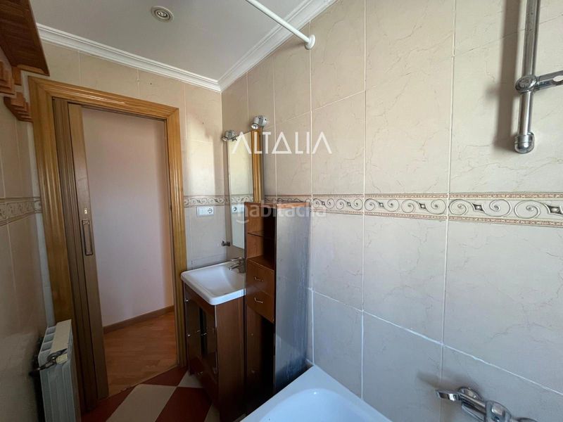 Foto d42875c3-7eb4-431c-a8d4-cc4d4bbdf0c6. Piso en Centro Cuenca